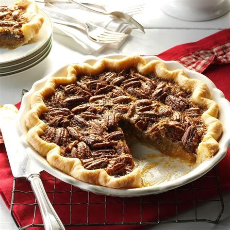 southern-bourbon-pecan-pie-recipe-how-to-make-it image