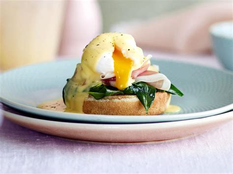 how-to-make-eggs-benedictand-8-ways-to image