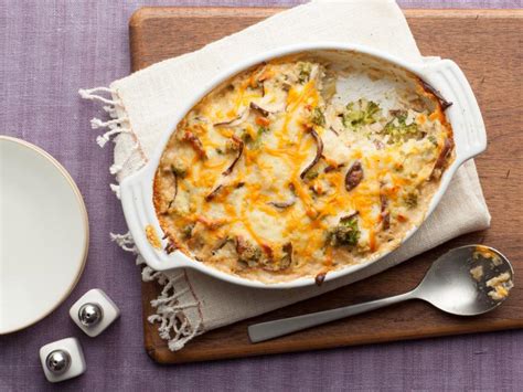 cheesy-mushroom-and-broccoli-casserole image