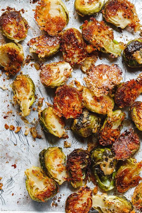 garlic-parmesan-roasted-brussels-sprouts-eatwell101 image