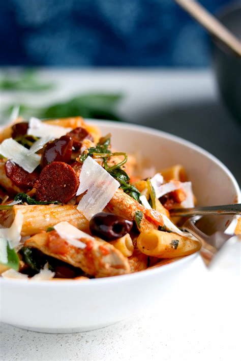 chicken-and-chorizo-pasta-with-spinach image