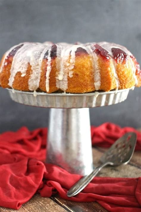 cranberry-upside-down-cake-mama-loves-food image