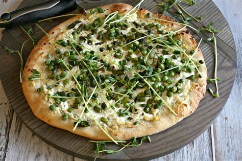 goat-cheese-pizza-recipe-the-spruce-eats image