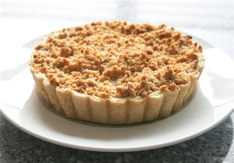 apple-tart-with-crumb-topping-italian-food-forever image