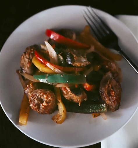 what-to-serve-with-italian-sausage-and-peppers image
