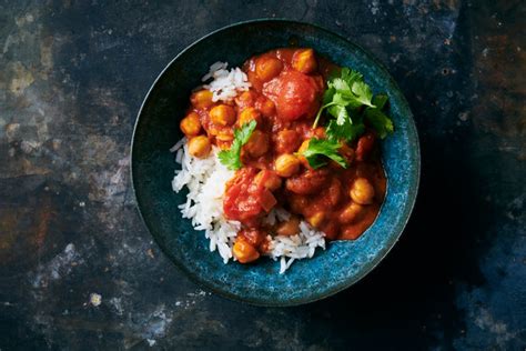 indian-butter-chickpeas-recipe-nyt-cooking image