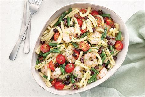 pasta-salad-with-shrimp-green-beans-canadian-living image