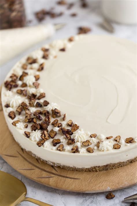 no-bake-maple-cheesecake-with-a-pecan-crust-electric image