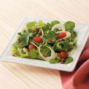 arugula-salad-with-sugared-pecans image