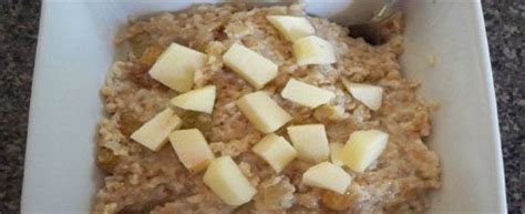 oven-apple-oats-the-hungry-wife image