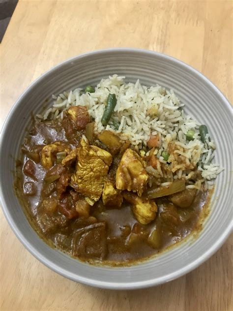 chicken-vindaloo-recipe-food-friends-and image