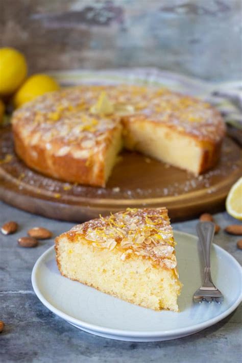 lemon-almond-cake-el-mundo-eats image