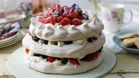 crown-layered-pavlova-recipe-bbc-food image