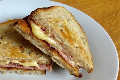 classic-grilled-cheese-and-ham-sandwich-bite-your-brum image