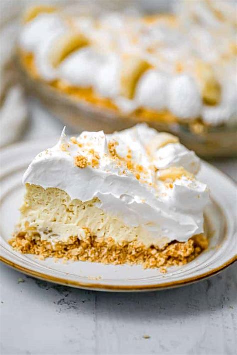 easy-no-bake-banana-cream-pie-the-baking image