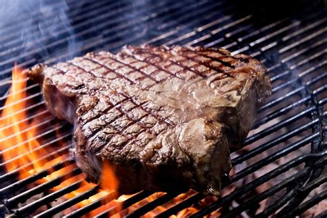 perfect-porterhouse-steak-on-the-grill image