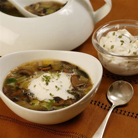 mushroom-and-leek-soup-with-thyme image