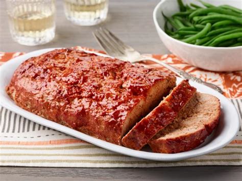 8-thanksgiving-meatloaf-recipes-to-make-this-year image