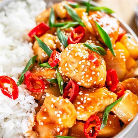 easy-sweet-and-sour-chicken-stir-fry-the-yummy-bowl image