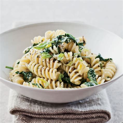 fusilli-with-creamed-leek-and-spinach image