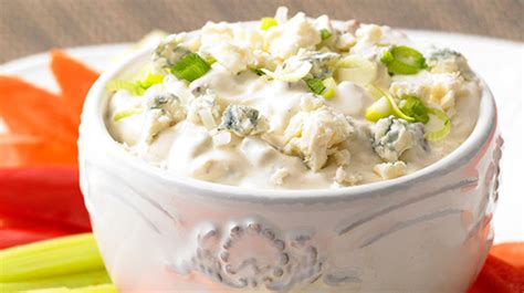 chunky-blue-cheese-and-pecan-dip-thrifty-foods image