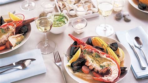 lobster-with-sausage-mussels-corn-and-potatoes image