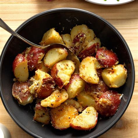 lemon-garlic-new-potatoes-recipe-how-to-make-it image