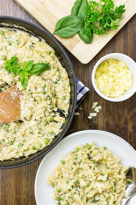 leek-risotto-with-cream-cheese-and-peas image