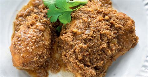 madhur-jaffreys-goan-style-chicken-with-roasted-coconut image