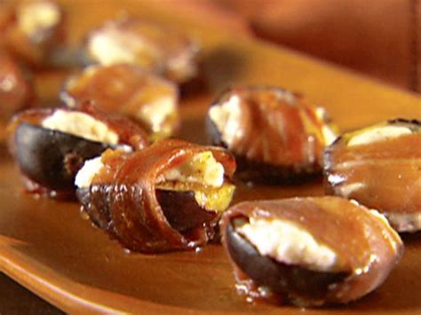 prosciutto-wrapped-figs-recipe-sandra-lee-food image