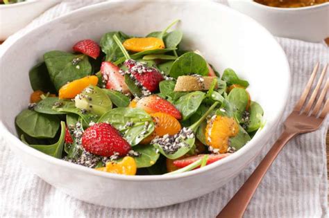 spinach-strawberry-mandarin-salad-with-poppy-seed image