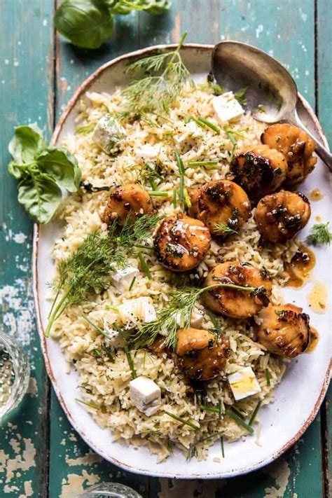 20-minute-honey-garlic-butter-scallops-and-orzo image