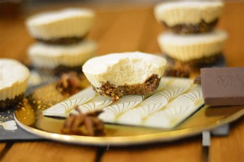 the-ultimate-mini-cheesecake-recipe-with-a-surprising image