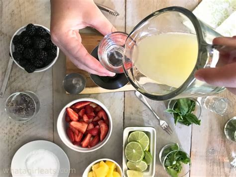 how-to-throw-the-perfect-margarita-party-what-a-girl-eats image