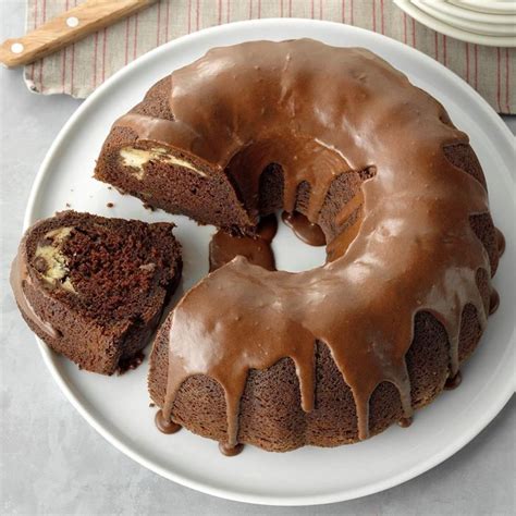 30-spring-cakes-to-make-in-your-favorite-bundt-pan image