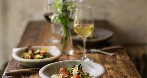 how-to-pair-riesling-with-food-winebuyers image