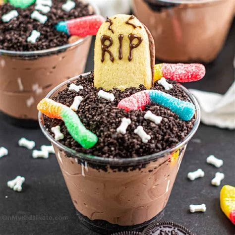 spooky-graveyard-dirt-cups-perfect-for-halloween image
