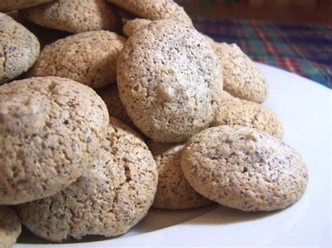 haselnuss-bllchen-hazelnut-balls-recipe-foodcom image