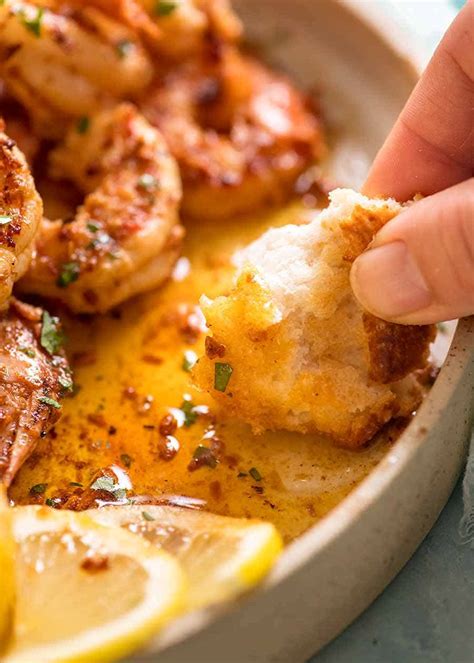 crispy-grilled-shrimp-prawns-with-lemon image