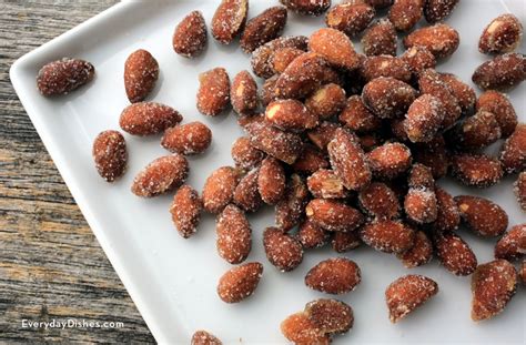 honey-roasted-almonds-recipe-everyday-dishes-diy image