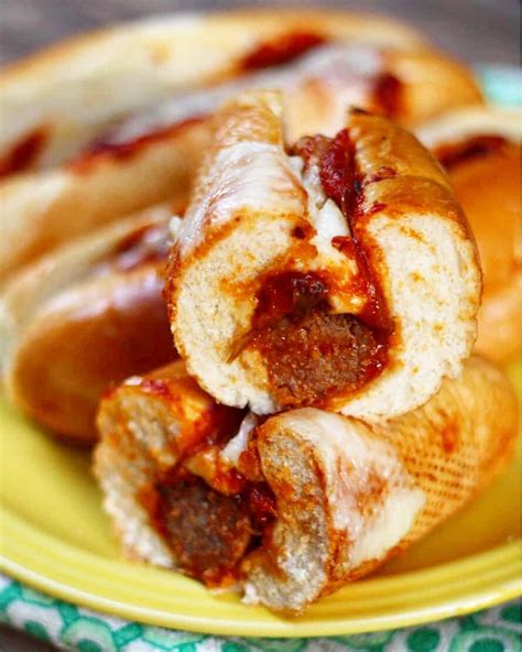 hot-sausage-and-pepper-sandwiches-evs-eats image