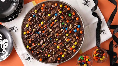 halloween-brownie-pizza-better-homes-gardens image