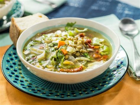 slow-cooker-mediterranean-lentil-soup-recipe-food image