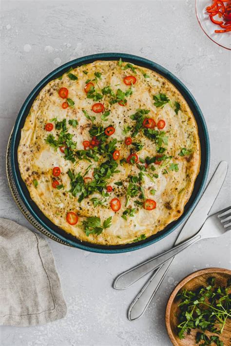leek-frittata-recipe-with-parmesan-cheese-aline-made image