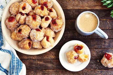 hanukkah-jelly-doughnuts-sufganiyot-king-arthur-baking image