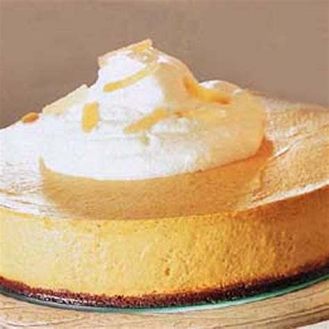 pumpkin-chiffon-mousse-with-gingersnap-crust image