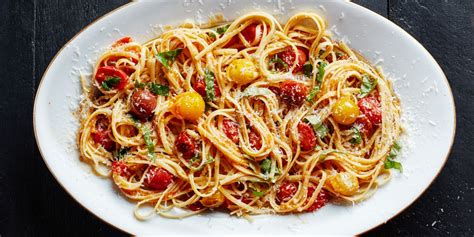 15-minute-cherry-tomato-pasta-recipe-epicurious image