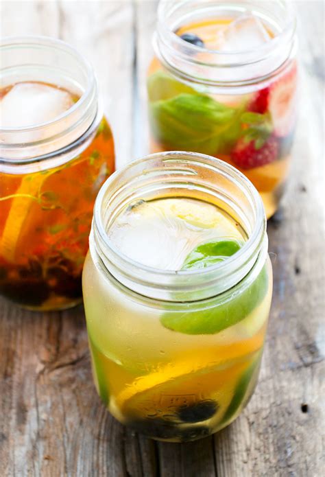 cold-brewed-iced-tea-with-fruit-seasons image
