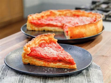 how-to-make-the-perfect-chicago-style-deep-dish image