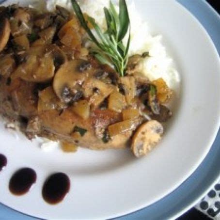 pheasant-with-mushrooms-in-wine-sauce-recipe-435 image